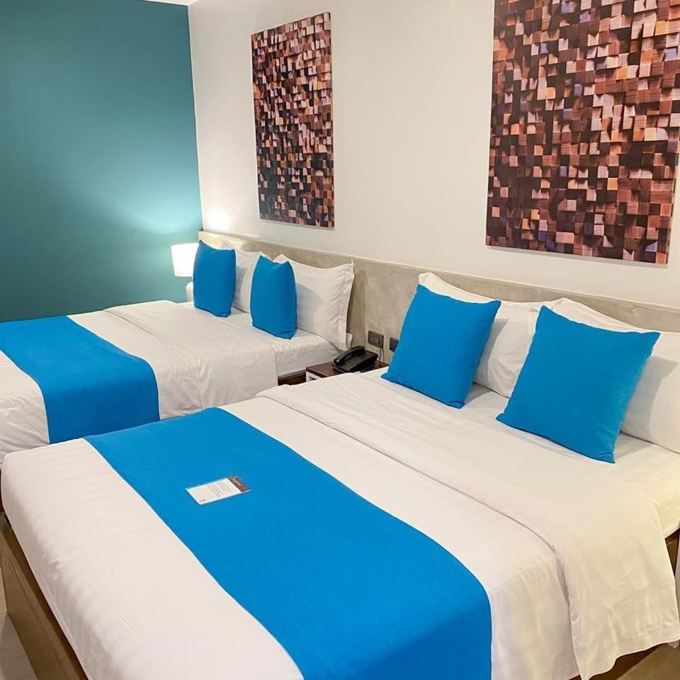 Fynn Boutique Hotel Bacoor Екстериор снимка